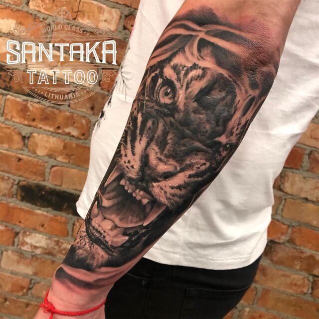 Jake Galleon Santaka Tattoo Studija Kaune